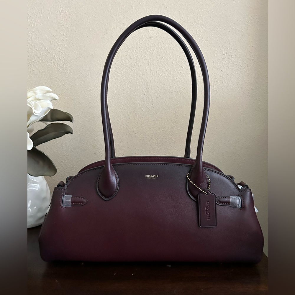 Coach Empire 34 in Merlot